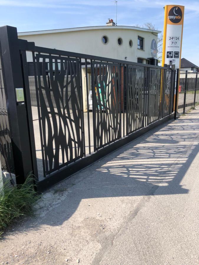 Residence Cosyade Equipee D'Un Parking Prive Gratuit Бурбур Экстерьер фото