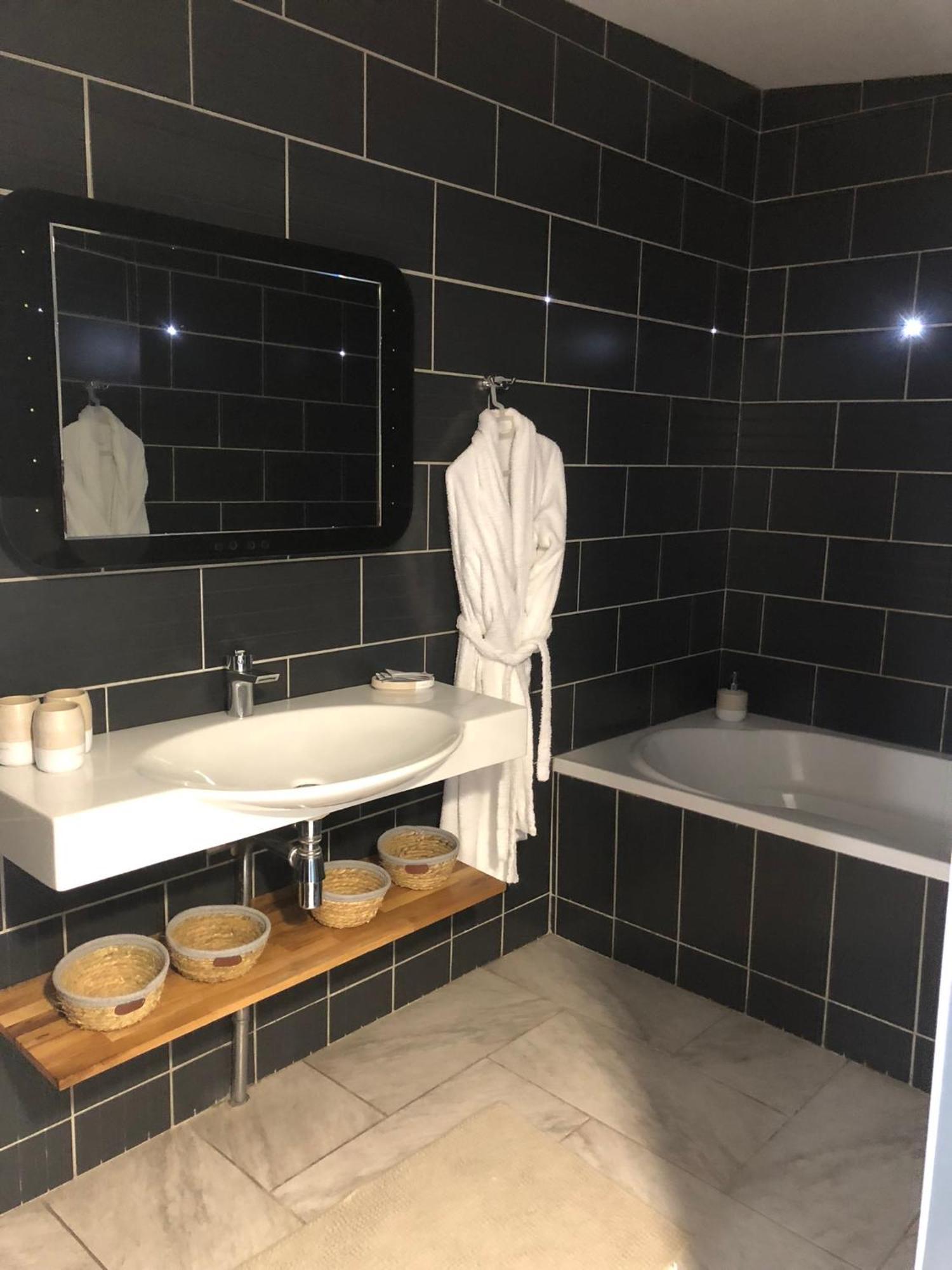 Residence Cosyade Equipee D'Un Parking Prive Gratuit Бурбур Экстерьер фото